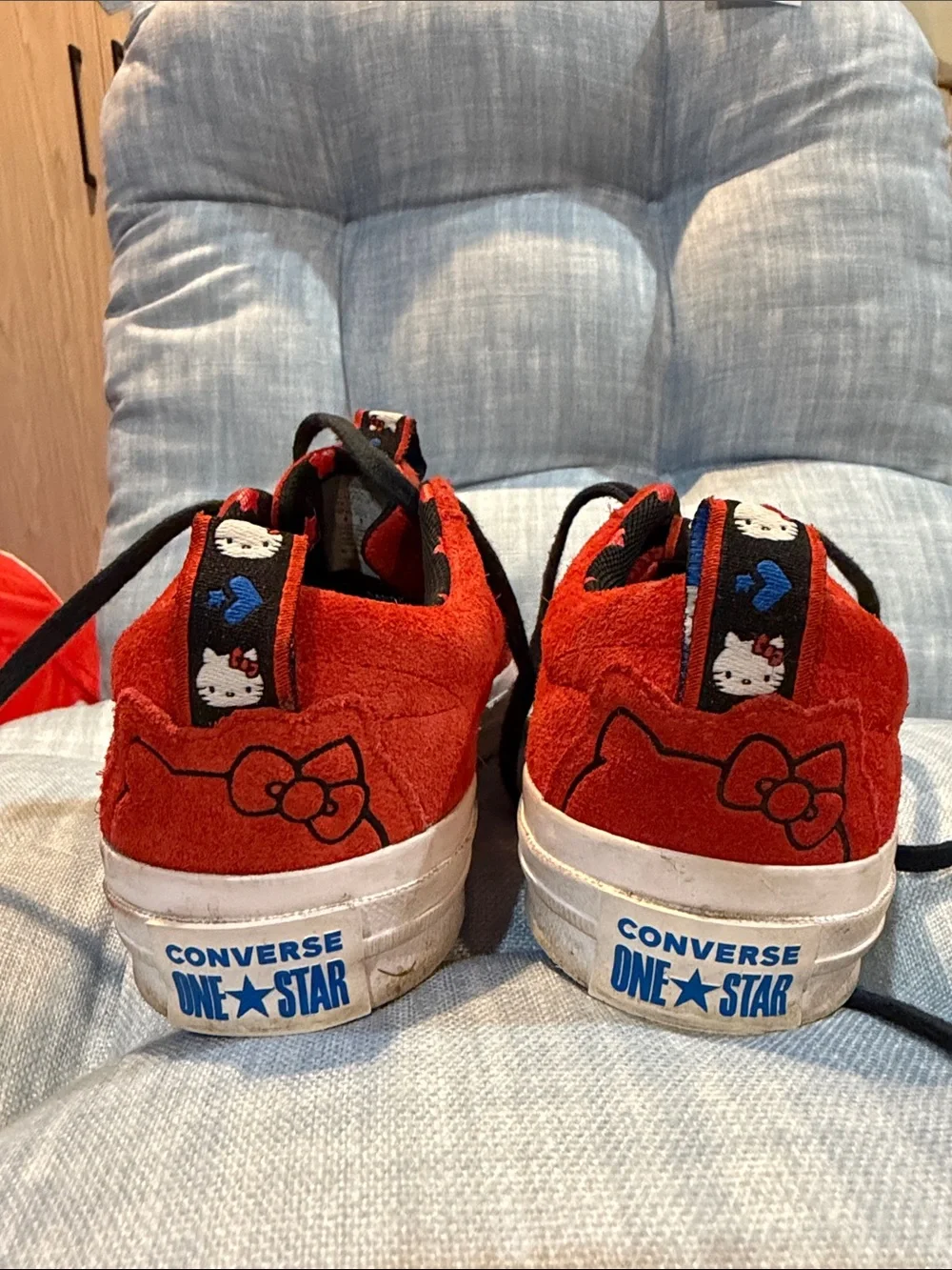 Hello Kitty Converse women’s Red Suede low-Top Sneakers with Black Laces